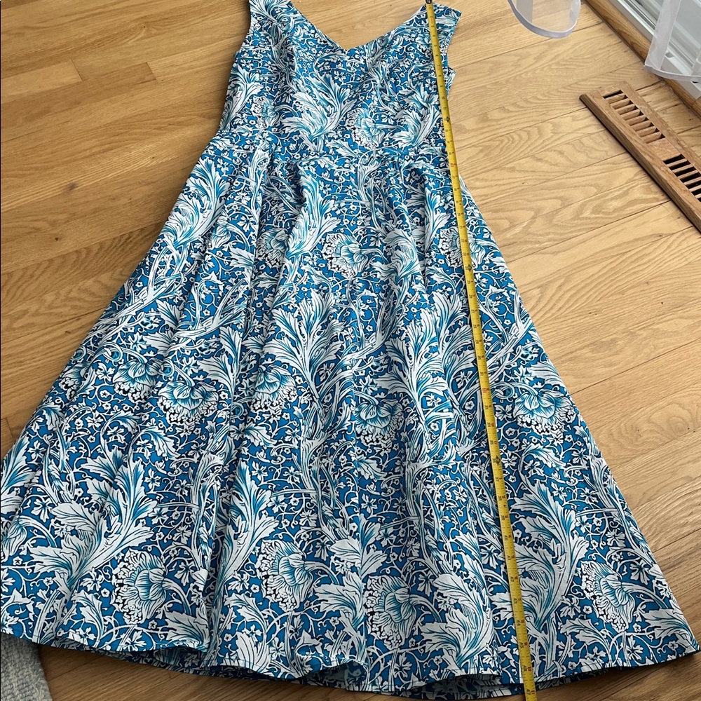 Samantha Sung Blue and White Patterned Midi Dress - Picture 7 of 15